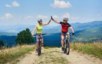 Bicyklovanie a iné športy: Spájanie vášho obľúbeného pohybu s bicyklovaním
