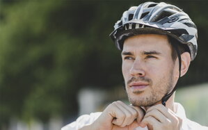 Poradíme vám, ako vybrať prilbu na bicykel