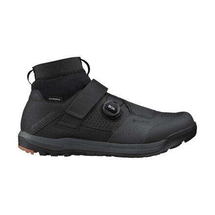 Tretry SHGE900GTX čierne /Vel:41