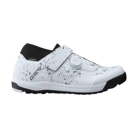 Tretry SHGE900HS biele /Vel:38