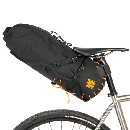 Restrap Saddle Bag podsedlová brašňa, 18 l, čierna/oranžová