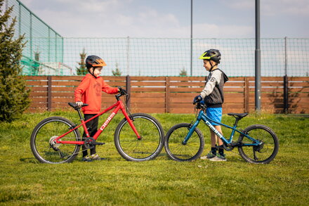 PELLS Rocket Lite 24 Red