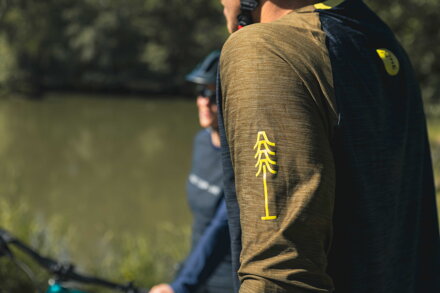 Dres s dlouhým rukávem PELLS Zone Black/Green - XL