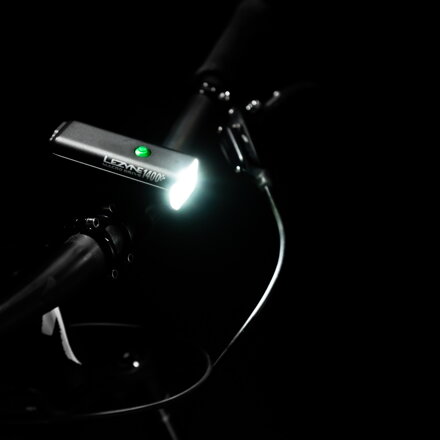 Lezyne predné LED svetlo MACRO DRIVE 1400+