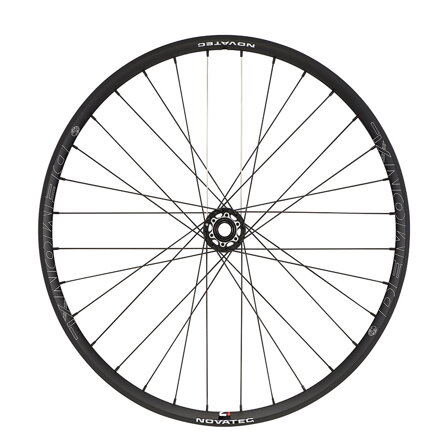 Novatec DEMON XL275 17.5" sada kolies, 20x110/12x150 mm, 6 dier, Shimano HG Novatec DEMON XL275 17.5" sada kolies, 20x110/12x150 mm, 6 dier, Shimano HG