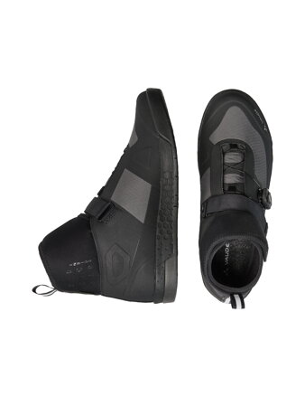 Vaude cyklistická obuv AM Moab Mid Winter STX, unisex, black