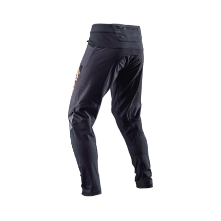 Leatt cyklistické nohavice Gravity 4.0 Jr, black Leatt cyklistické nohavice Gravity 4.0 Jr, black
