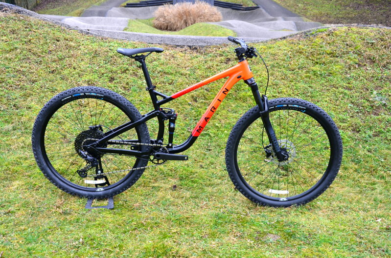 MARIN Rift Zone 3 29" čierna/oranžová/červená